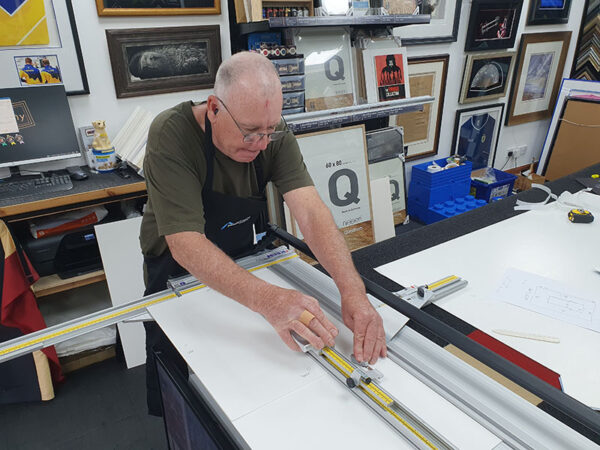 David using the Keencut Ultimat
